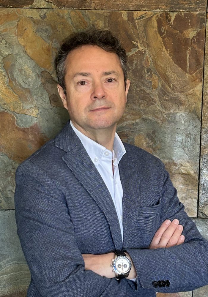 1- GONZALO LACALLE MADALENA