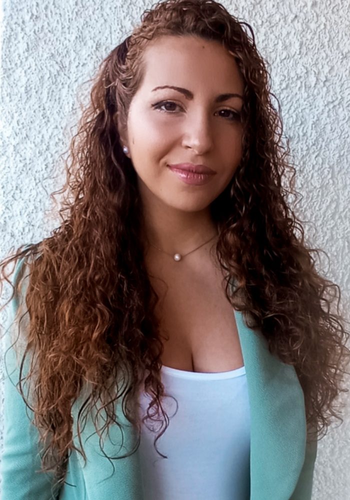 15- YOLANDA ALARCÓN